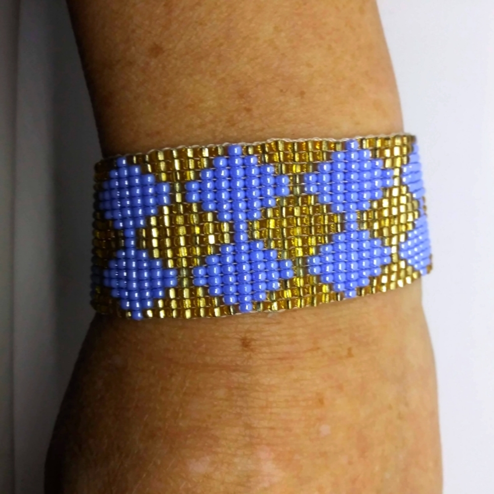 Handmade beaded bracelet blue and gold